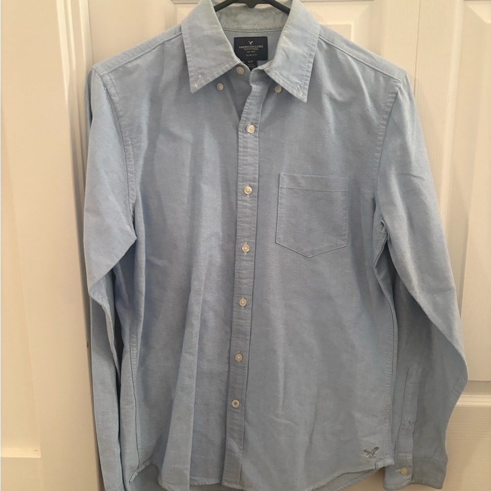 American Eagle Outfitters Light Blue Casual Button-Down Shirt